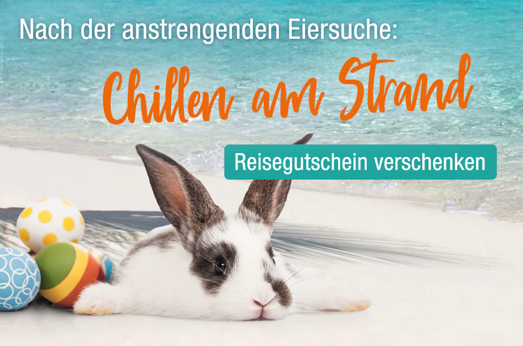 Hase am Strand mit Ostereiern und Text Chillen am Strand sowie Button Reisegutschein verschenken